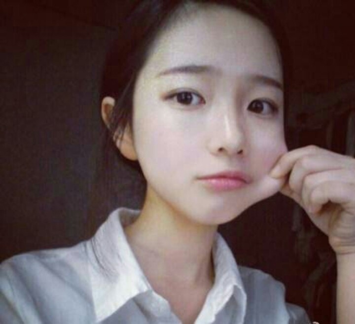 嫩模徐凯琪蕾丝情趣内衣 私房床上极致美女好身材诱惑