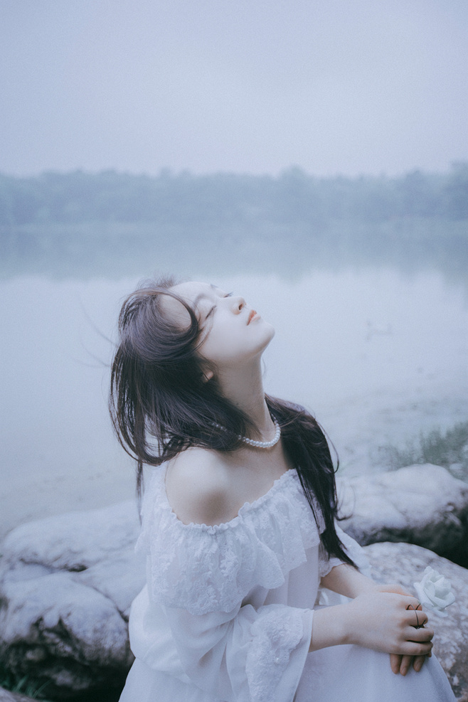 可爱的日系妹子有着性感的一面