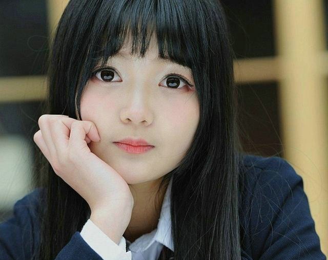 日本清纯美女胸前春光乍泄 97蜜桃日本风俗媚娘诱惑人体艺木图片