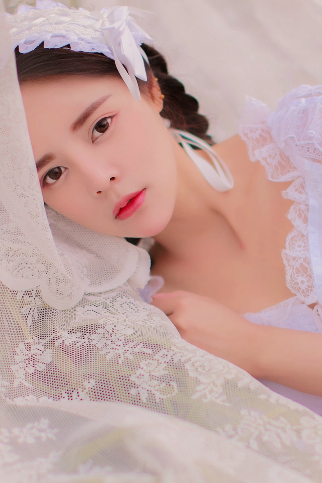 日本性感丰乳肥臀美女**MM大胆直播洗澡湿身诱惑人体艺术图片