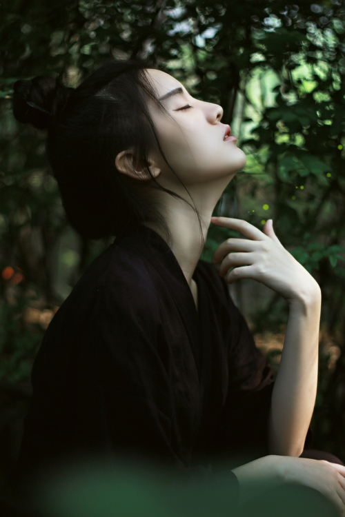 日系爆乳美女教师 教室里面脱衣大尺度