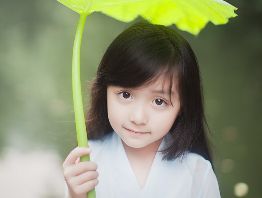 白嫩肌肤美女极品私房片  雪白G奶极品美女