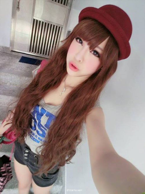 清纯学生美女黑丝玉腿制服诱惑写真