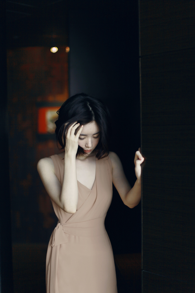 韩国美胸模特 海边性感巨乳长腿诱惑写真