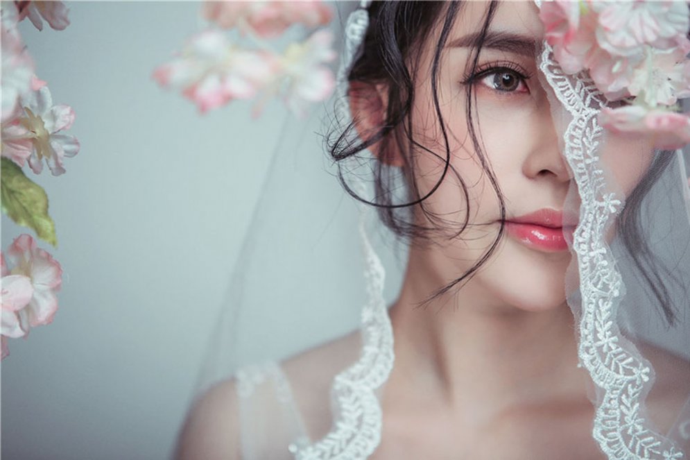 唯美梦幻亚洲美女婚纱摄影写真高清图片